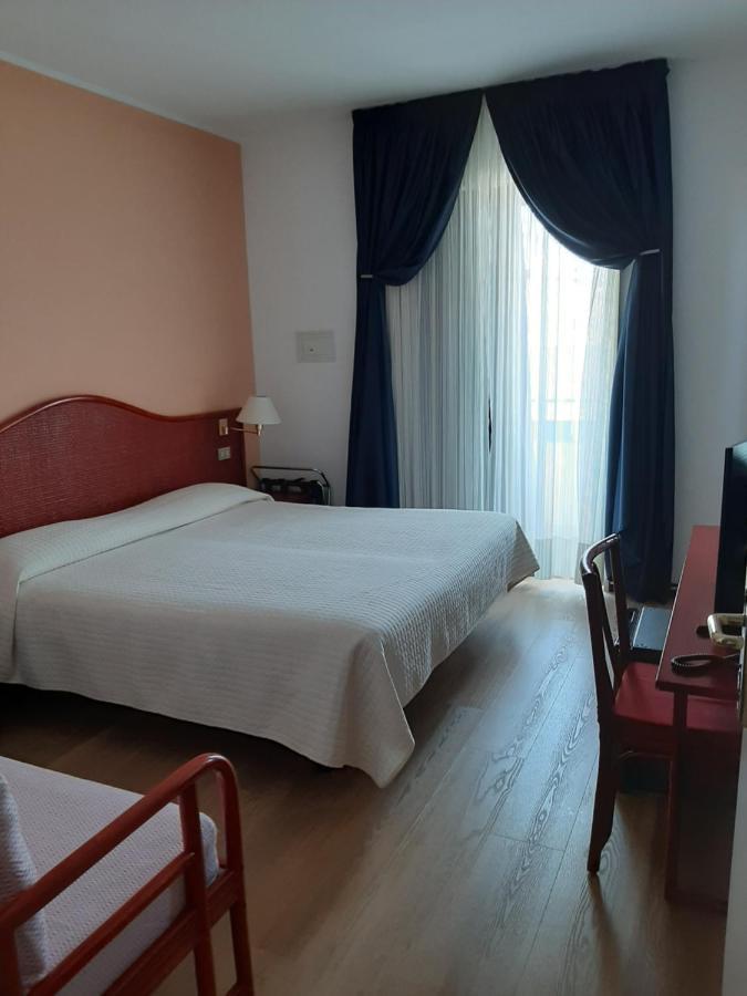 Hotel Beny Lido di Jesolo Kültér fotó