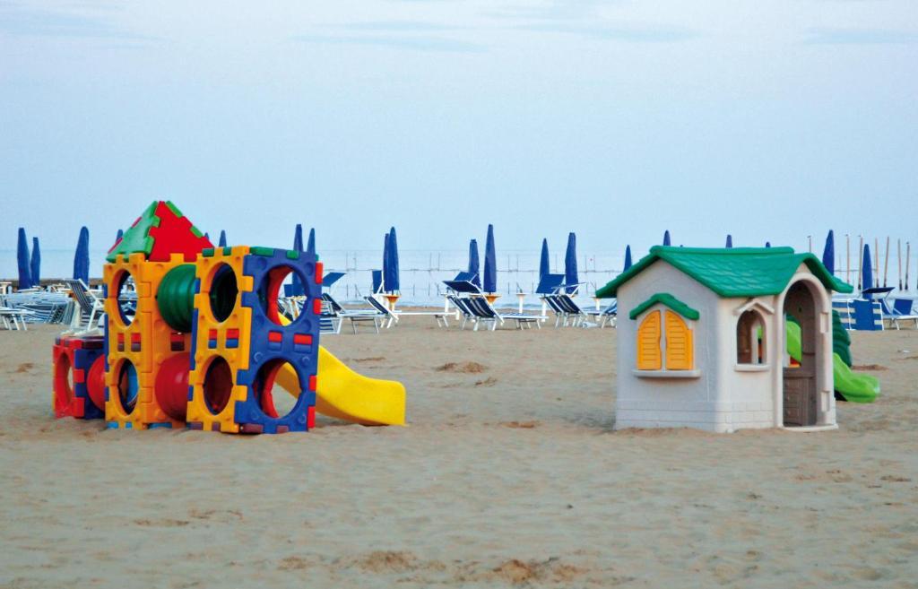 Hotel Beny Lido di Jesolo Kültér fotó