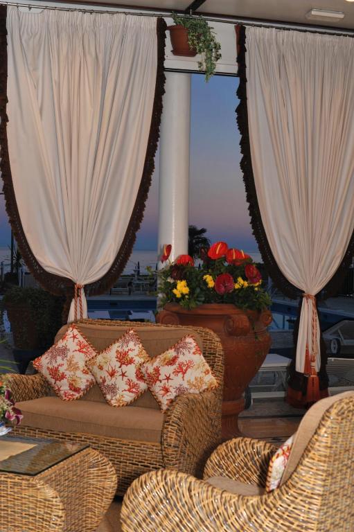 Hotel Beny Lido di Jesolo Kültér fotó